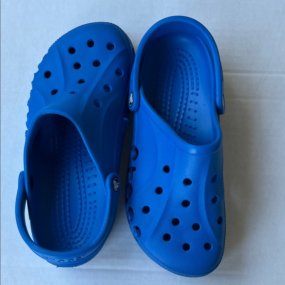 CROCS Men's Vibrant Blue Sandals